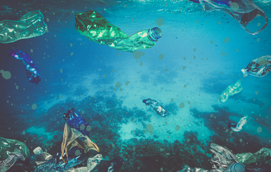 Plastic floating in the ocean - Children's English article New plastic from Japan disappears in the ocean