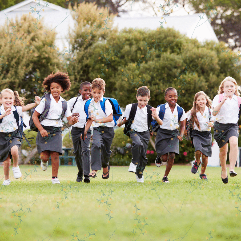 English news article for kids - Why do some schools have uniforms? Lots of kids running in a school uniform - Why do some schools have uniforms?