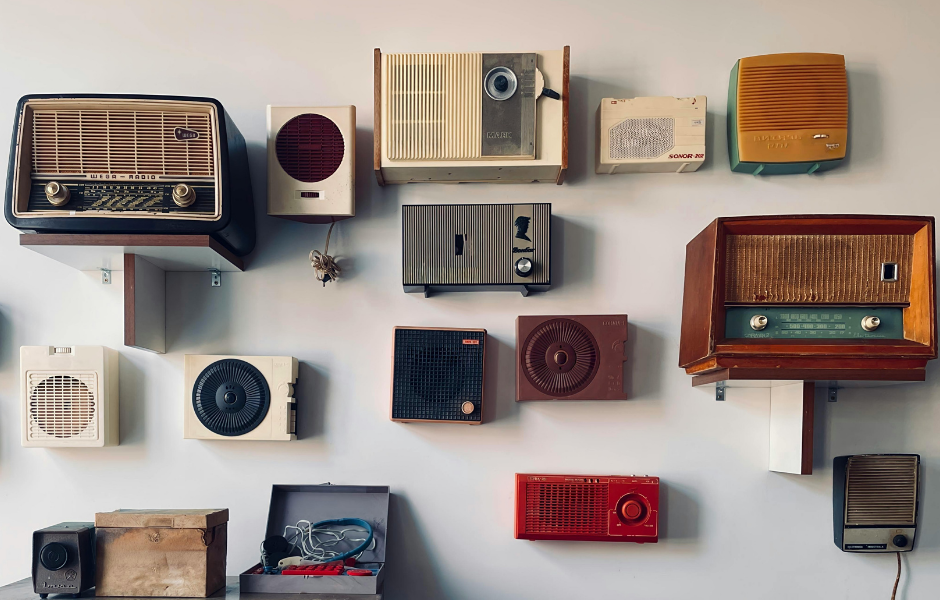 Who invented the radio?