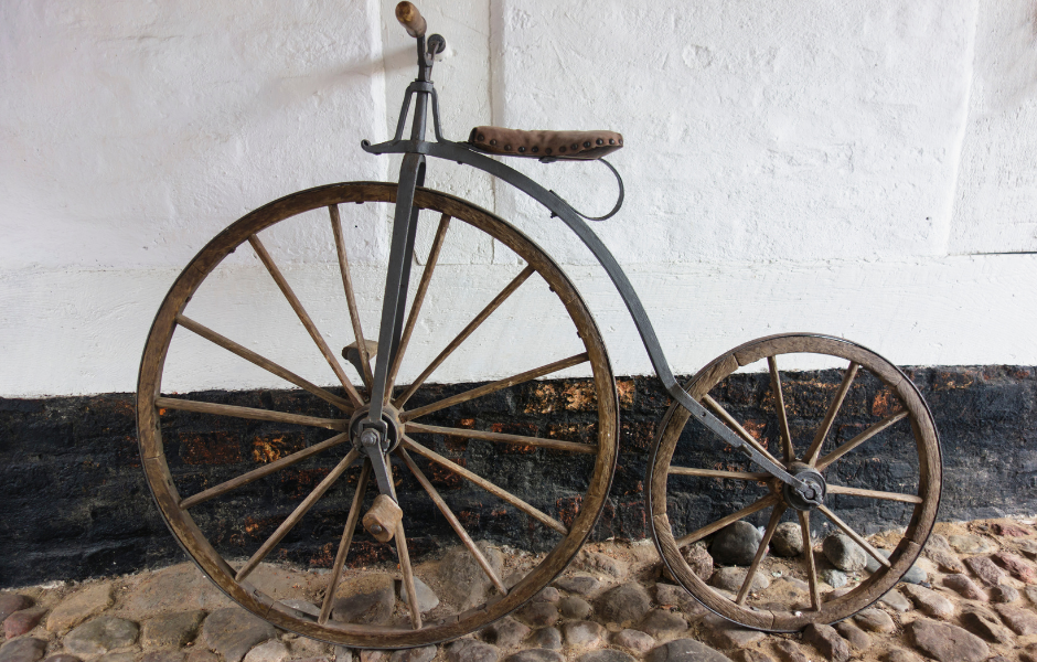 Children's English news article Penny Farthing bicycle