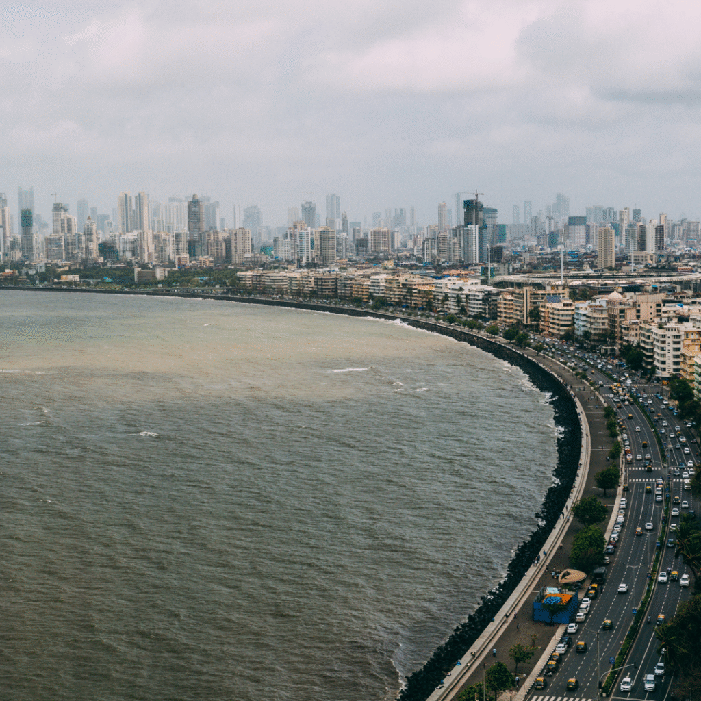 Marine Drive Mumbai - An introduction to Mumbai