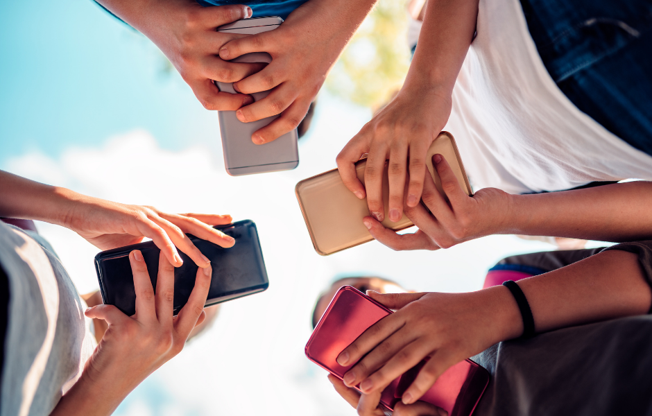 Australia’s big new rule: social media banned for under-16s