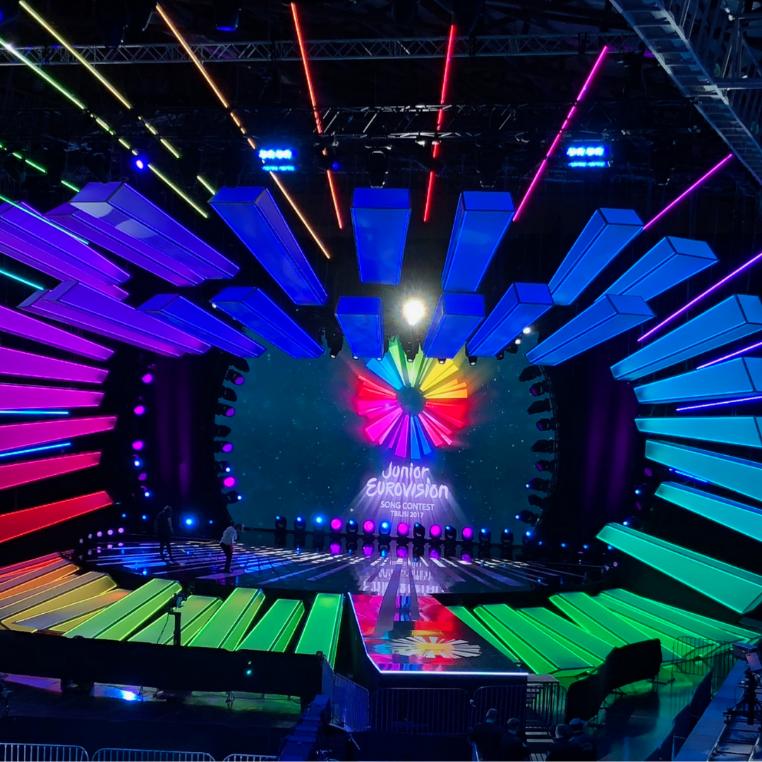 The stage - What happens during the Junior Eurovision Song Contest